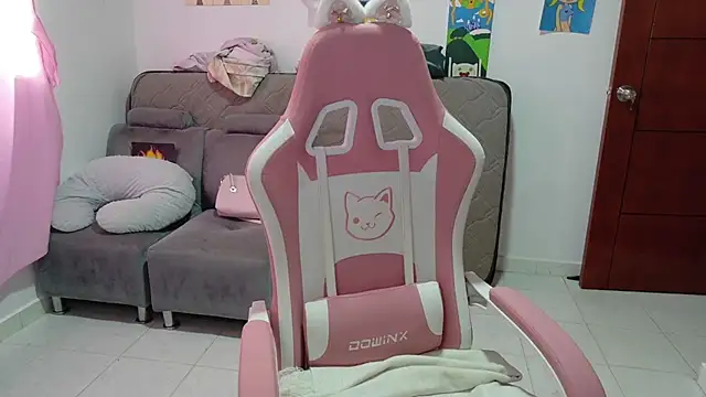 Snapshot of MommyMiaWs chatting on 04/02/26, 06:38 MommyMiaWs online show from 04/02/26, 06:38