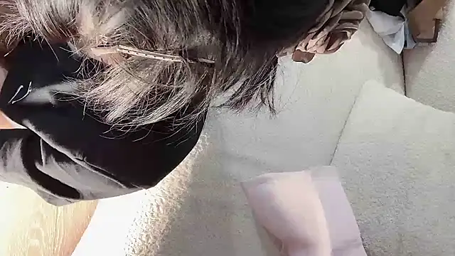 Serena-AU online show from 10/23/25, 02:38