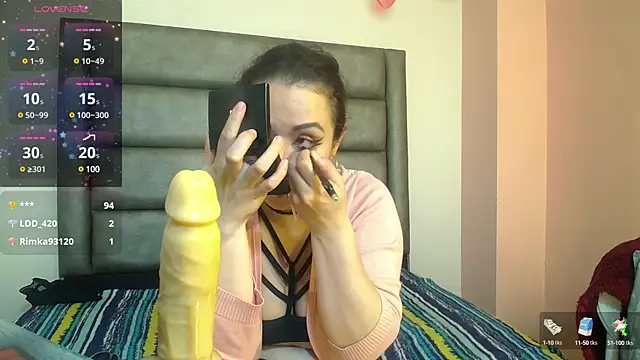 samanthaanderson  online show from 01/10/25, 02:46