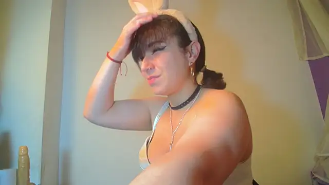 samanthaanderson  online show from 03/20/25, 10:18