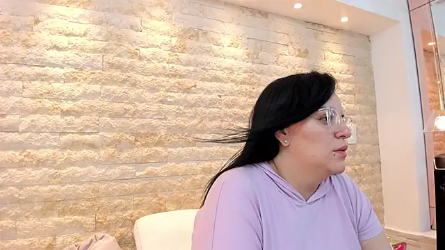 Snapshot of anette_cooper chatting on 11/26/25, 03:51 anette cooper online show from 11/26/25, 03:51