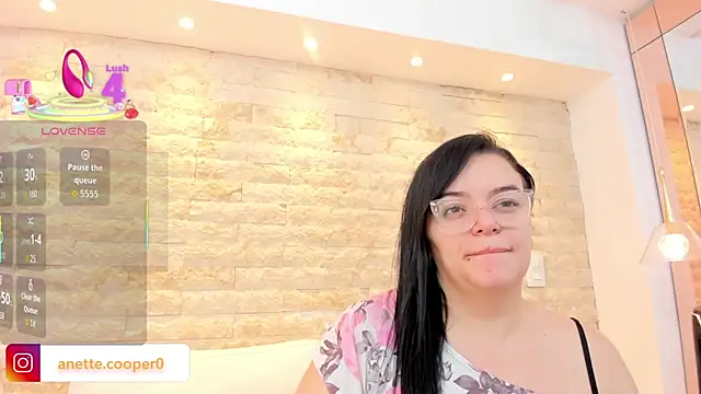 Snapshot of anette_cooper chatting on 12/03/25, 03:36 anette cooper online show from 12/03/25, 03:36