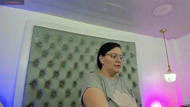 Snapshot of anette_cooper chatting on 07/20/26, 03:32 anette cooper online show from 07/20/26, 03:32