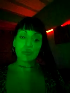 Snapshot of estefyzapata chatting on 03/11/26, 12:49 estefyzapata online show from 03/11/26, 12:49