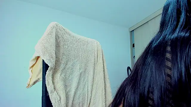 monica little23 online show from 07/03/26, 06:03