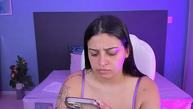 kylie reyes online show from 01/07/25, 08:42