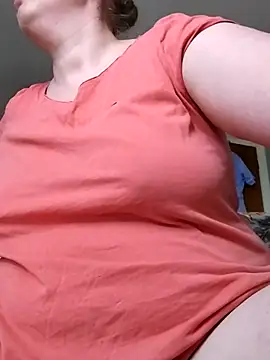Snapshot of xxSexyBushLinnxx chatting on 05/03/26, 03:18 xxSexyBushLinnxx online show from 05/03/26, 03:18