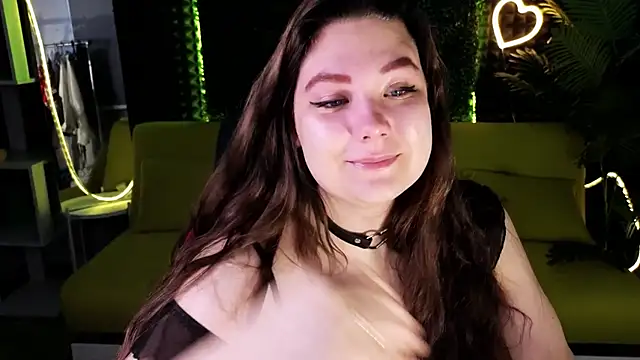 DjennaPalme online show from 01/04/25, 12:59