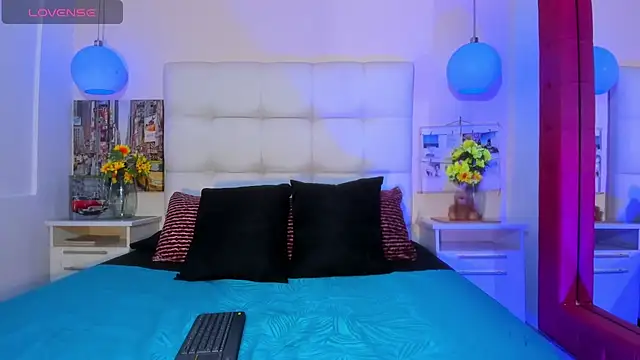 Snapshot of cinthya_walker1 chatting on 04/06/26, 02:29 cinthya walker1 online show from 04/06/26, 02:29