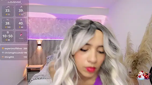 emilly smith 1 online show from 01/21/25, 09:24