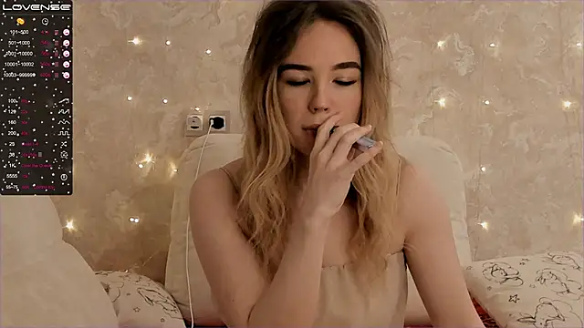 EvaSileZ online show from 12/22/25, 08:00