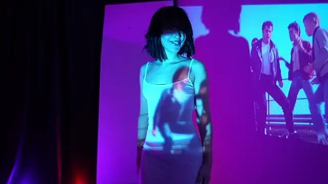 Snapshot of anniehillofficial chatting on 03/01/25, 08:53 anniehillofficial online show from 03/01/25, 08:53