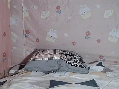 Snapshot of Naughty_Asian_Joy chatting on 07/03/26, 12:44 Naughty Asian Joy online show from 07/03/26, 12:44