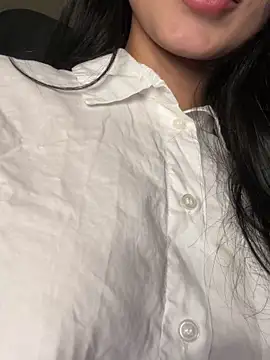 Snapshot of EvaMoet chatting on 12/30/24, 08:54 EvaMoet online show from 12/30/24, 08:54