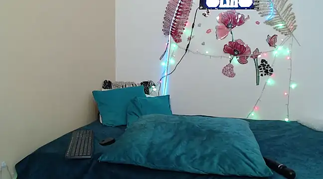 liliimilf online show from 03/05/25, 10:11