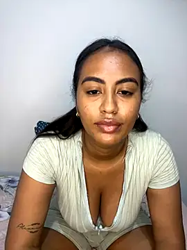 Snapshot of tracycum chatting on 10/26/25, 06:25 tracycum online show from 10/26/25, 06:25