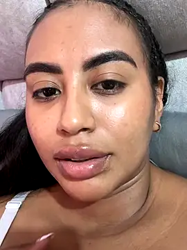 Snapshot of tracycum chatting on 11/04/25, 07:57 tracycum online show from 11/04/25, 07:57