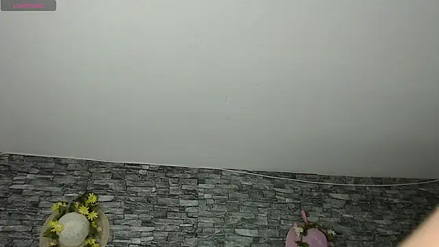 Snapshot of Danna_Paolaa_ chatting on 11/04/25, 03:16 Danna Paolaa online show from 11/04/25, 03:16