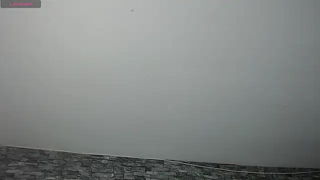 Snapshot of Danna_Paolaa_ chatting on 11/17/25, 11:32 Danna Paolaa online show from 11/17/25, 11:32