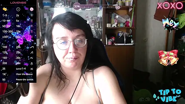 LeonaHarrison online show from 12/18/24, 07:41