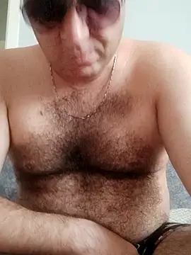 Snapshot of fraud705 chatting on 09/11/25, 03:56 fraud705 online show from 09/11/25, 03:56