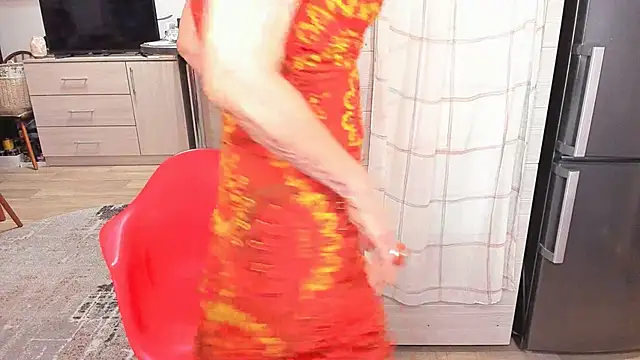 Snapshot of Tina_Joness chatting on 12/16/25, 08:25 Tina Joness online show from 12/16/25, 08:25