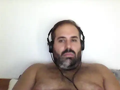 Snapshot of The_Masterxxx14 chatting on 09/18/25, 02:30 The Masterxxx14 online show from 09/18/25, 02:30