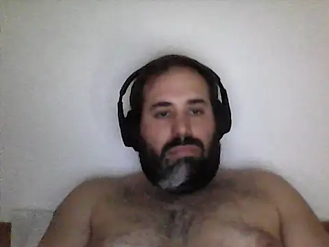Snapshot of The_Masterxxx14 chatting on 04/25/26, 02:25 The Masterxxx14 online show from 04/25/26, 02:25