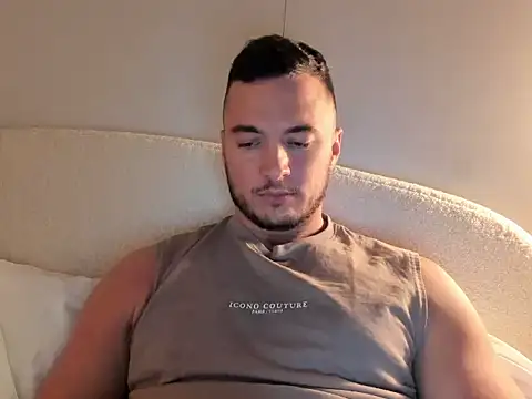 Snapshot of paulblack21 chatting on 04/11/26, 07:40 paulblack21 online show from 04/11/26, 07:40