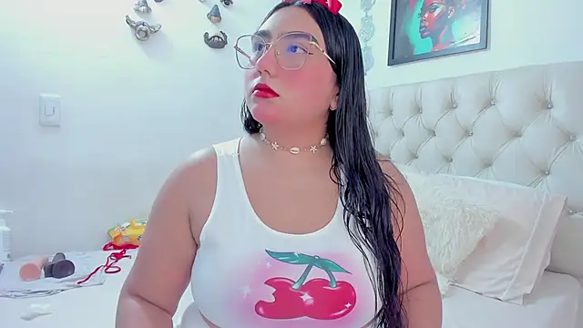 NayaWayne online show from 03/21/25, 04:18