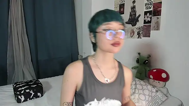 acid candy  online show from 10/22/25, 12:00