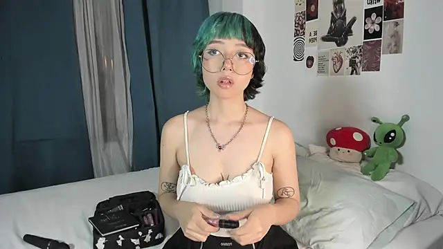 Snapshot of acid_candy_ chatting on 03/29/26, 11:38 acid candy online show from 03/29/26, 11:38