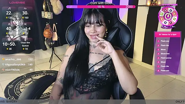 val bardot online show from 03/23/25, 08:15