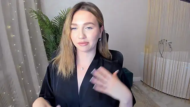 GracefulLook online show from 01/21/25, 02:48