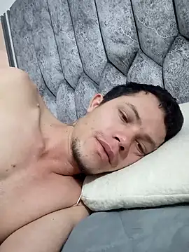 Snapshot of Juam22 chatting on 10/04/25, 05:38 Juam22 online show from 10/04/25, 05:38