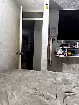 Snapshot of Juam22 chatting on 11/04/25, 02:21 Juam22 online show from 11/04/25, 02:21