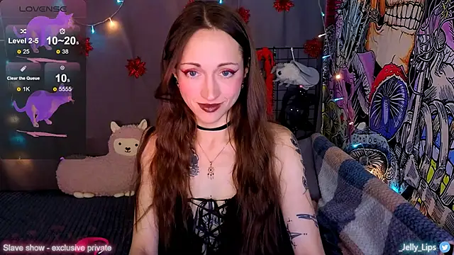 Snapshot of ServantBrook chatting on 12/01/25, 04:28 ServantBrook online show from 12/01/25, 04:28