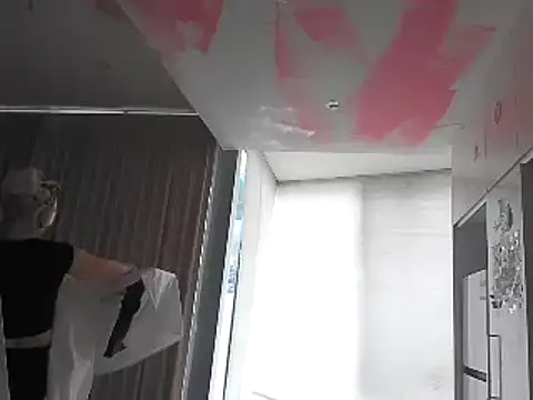 Snapshot of qvncrazy chatting on 01/22/25, 01:42 qvncrazy online show from 01/22/25, 01:42