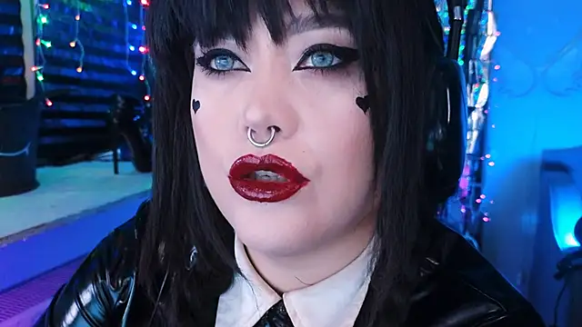 wickedxqueen online show from 02/28/25, 05:37