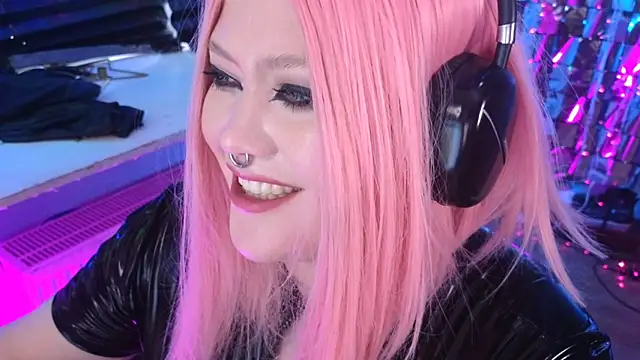 wickedxqueen online show from 03/03/25, 08:27