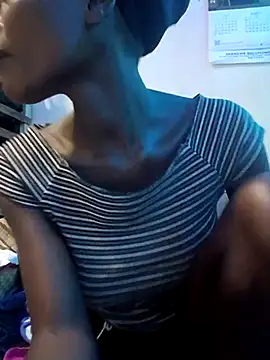 Slender-simple1 online show from 09/25/25, 03:49