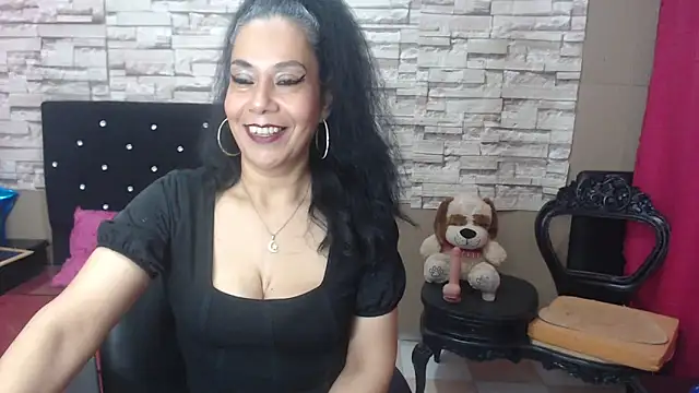 MarianaNight02 online show from 11/20/25, 04:45