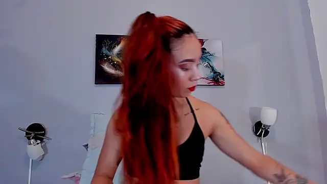 Snapshot of Estrella_Duran chatting on 04/30/26, 12:22 Estrella Duran online show from 04/30/26, 12:22