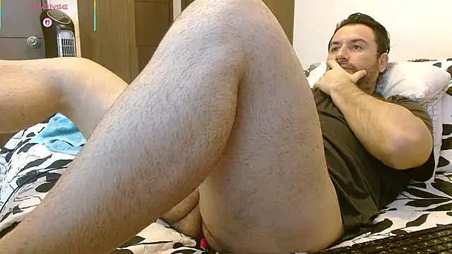 rodrher81 online show from 11/22/25, 11:31