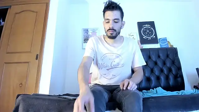 JohanyLatino online show from 01/12/25, 03:25