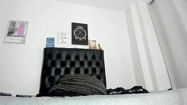 JohanyLatino online show from 03/15/25, 07:48