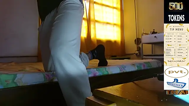 Snapshot of JohanyLatino chatting on 04/20/26, 08:54 JohanyLatino online show from 04/20/26, 08:54