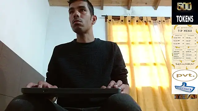 Snapshot of JohanyLatino chatting on 04/24/26, 09:06 JohanyLatino online show from 04/24/26, 09:06