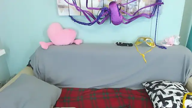 EverlyRays online show from 12/10/24, 03:33