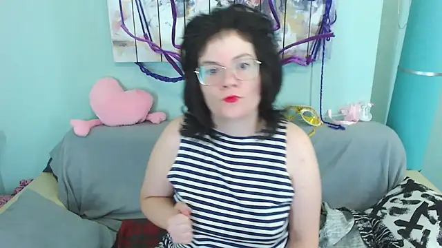 EverlyRays online show from 12/14/24, 01:50